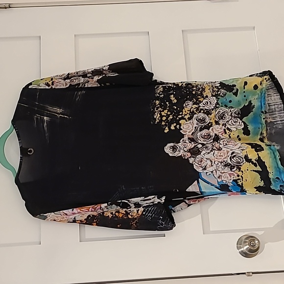 Save the Queen Top - Picture 5 of 6